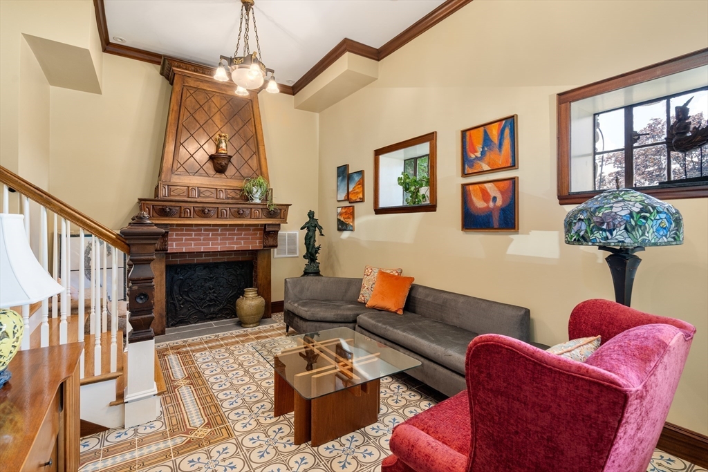 63 Crabtree Rd