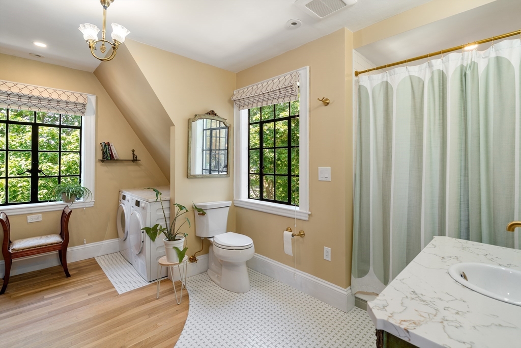 63 Crabtree Rd