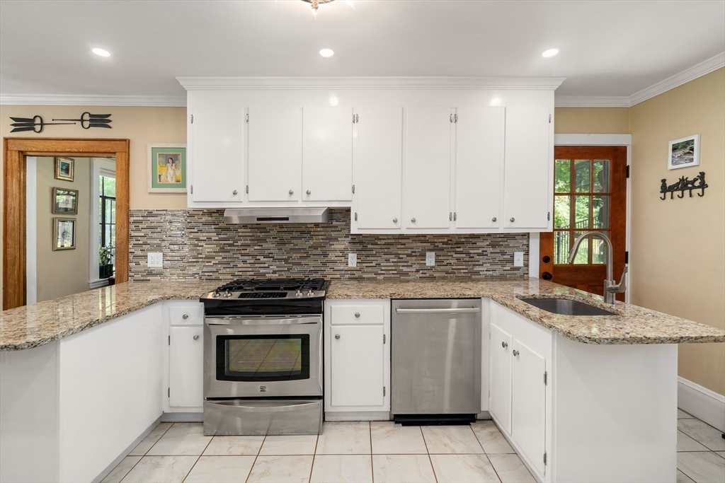 63 Crabtree Rd