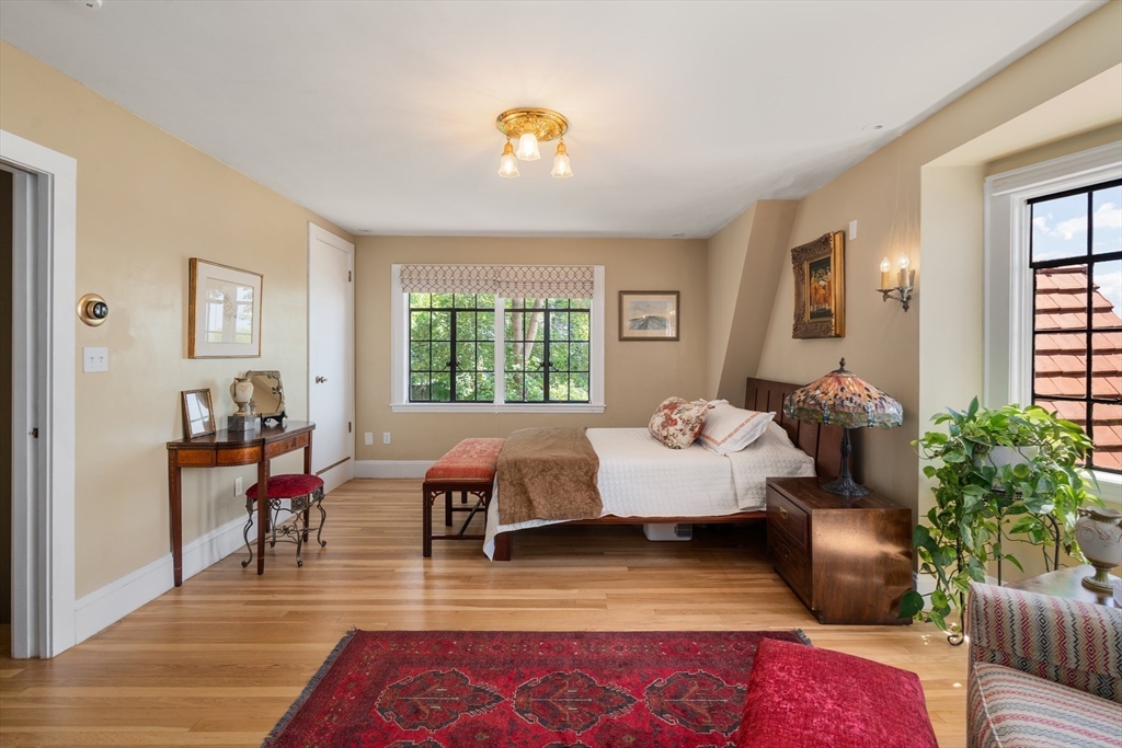 63 Crabtree Rd