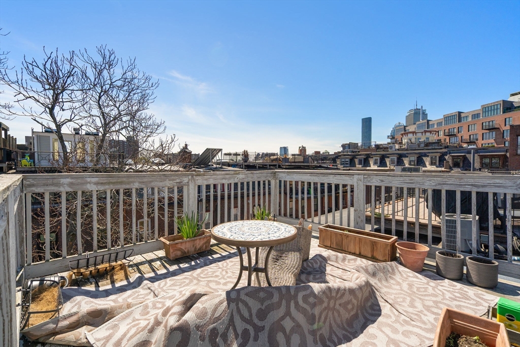 48 Dwight St # 5