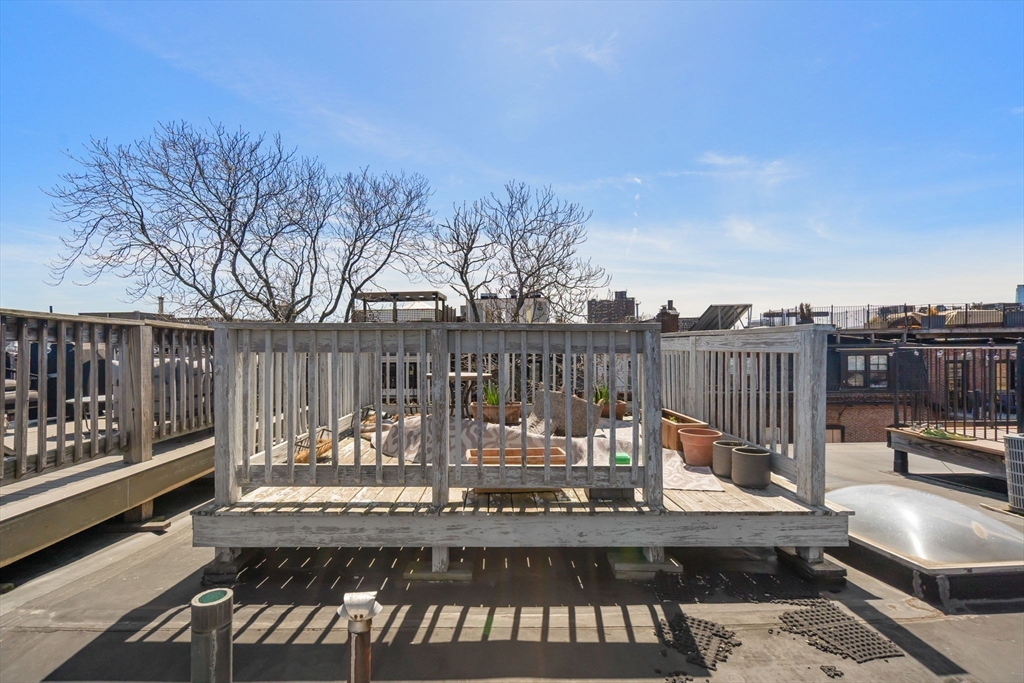 48 Dwight St # 5