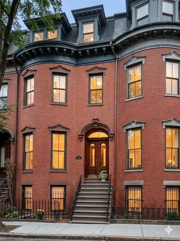 48 Dwight St # 5