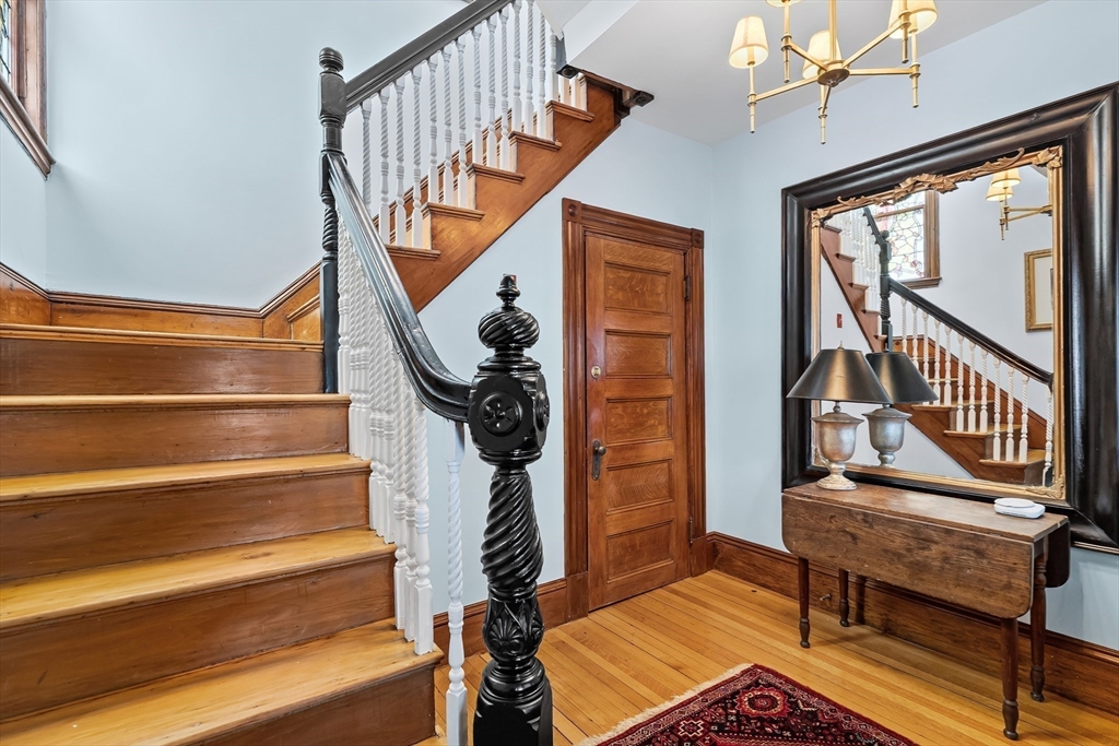 10 Dewolf St # 2
