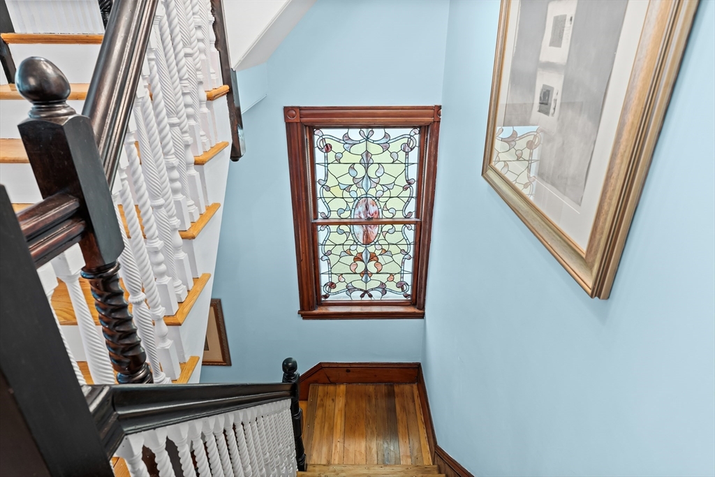 10 Dewolf St # 2