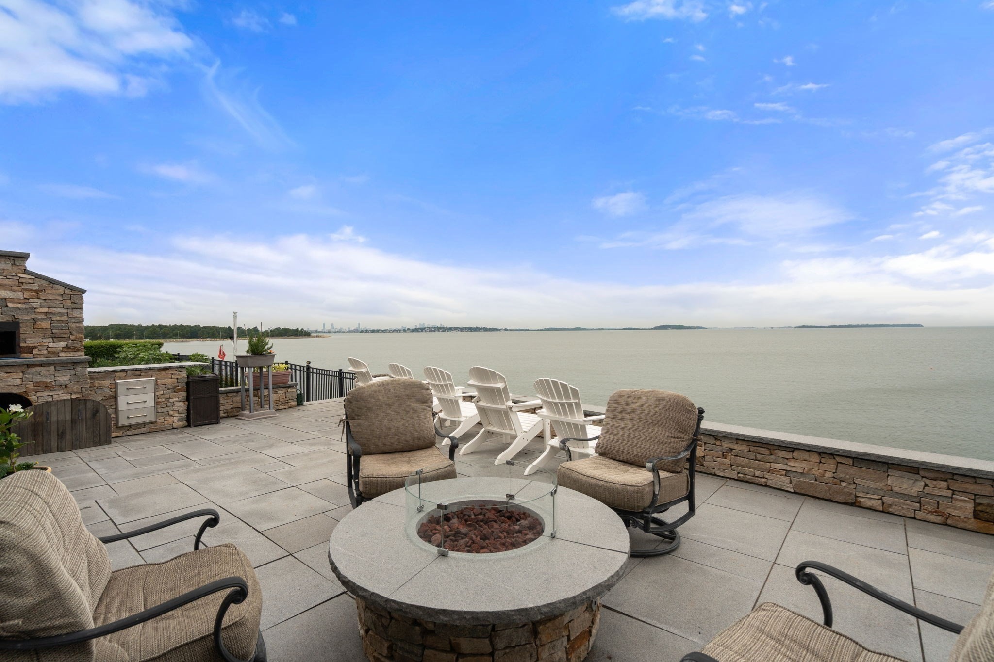 128 Shore Ave