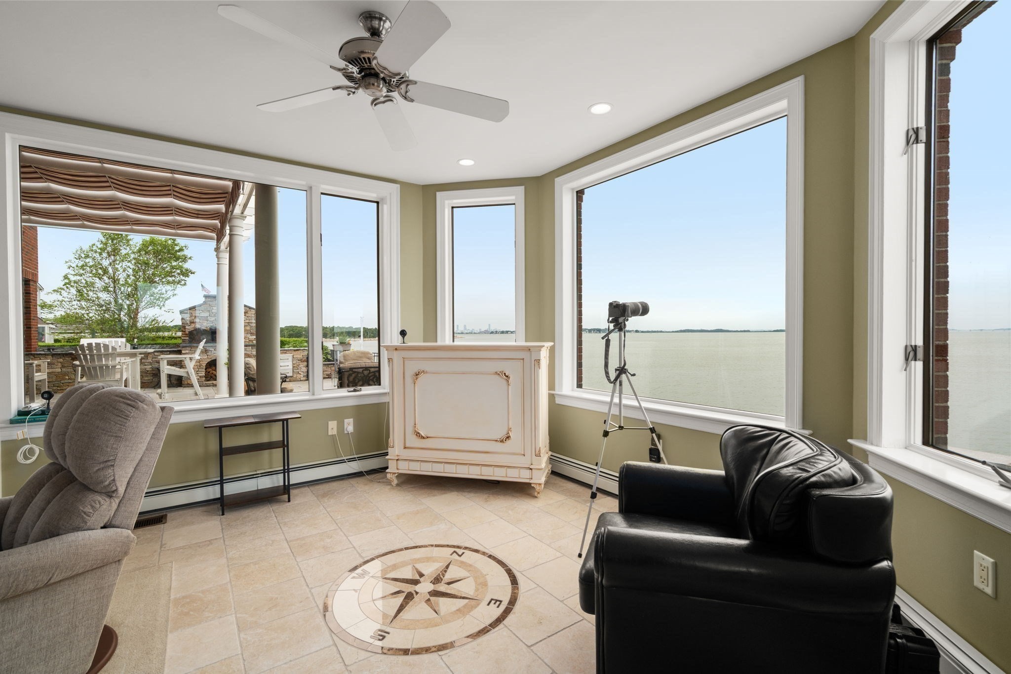 128 Shore Ave