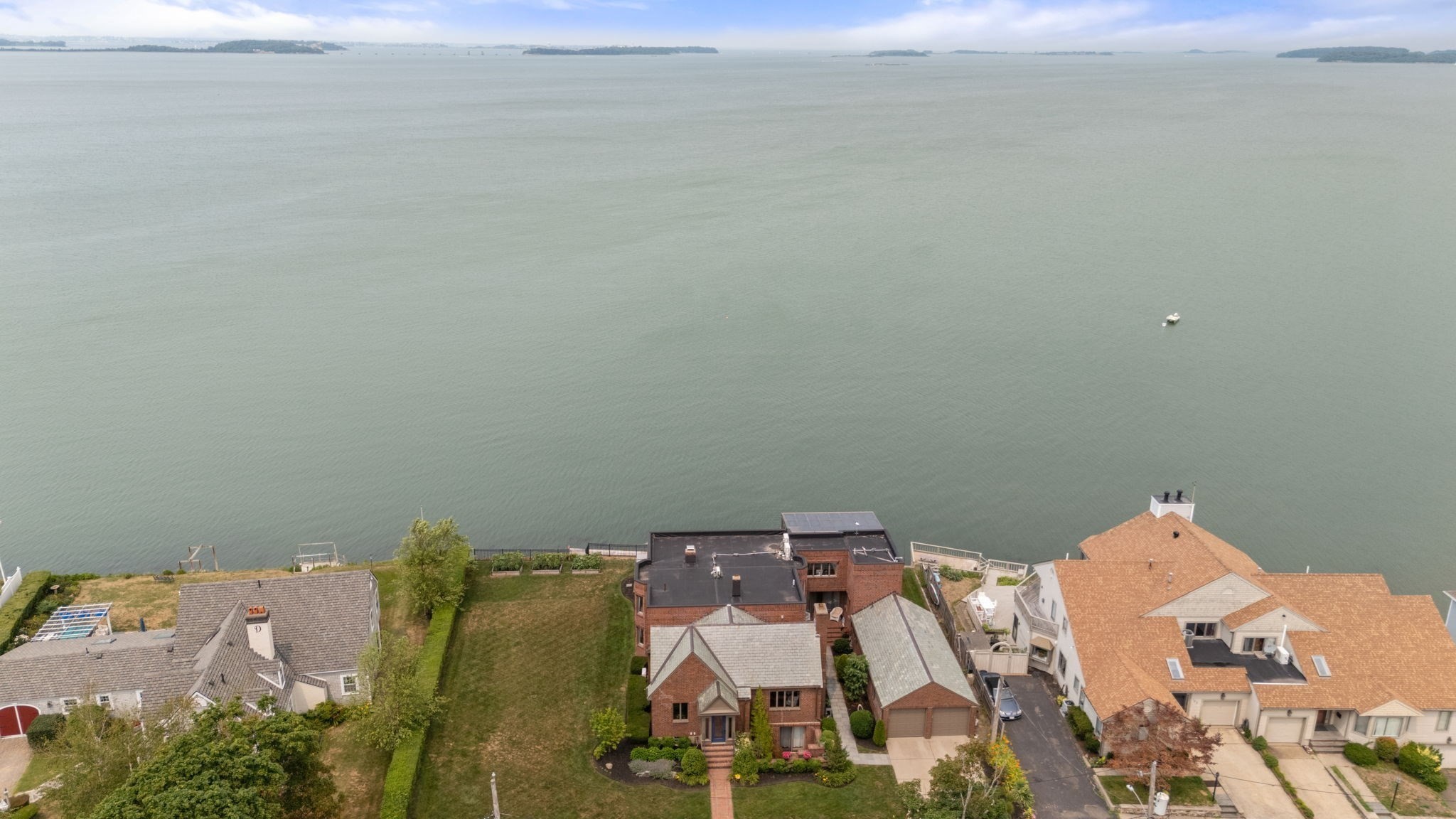 128 Shore Ave