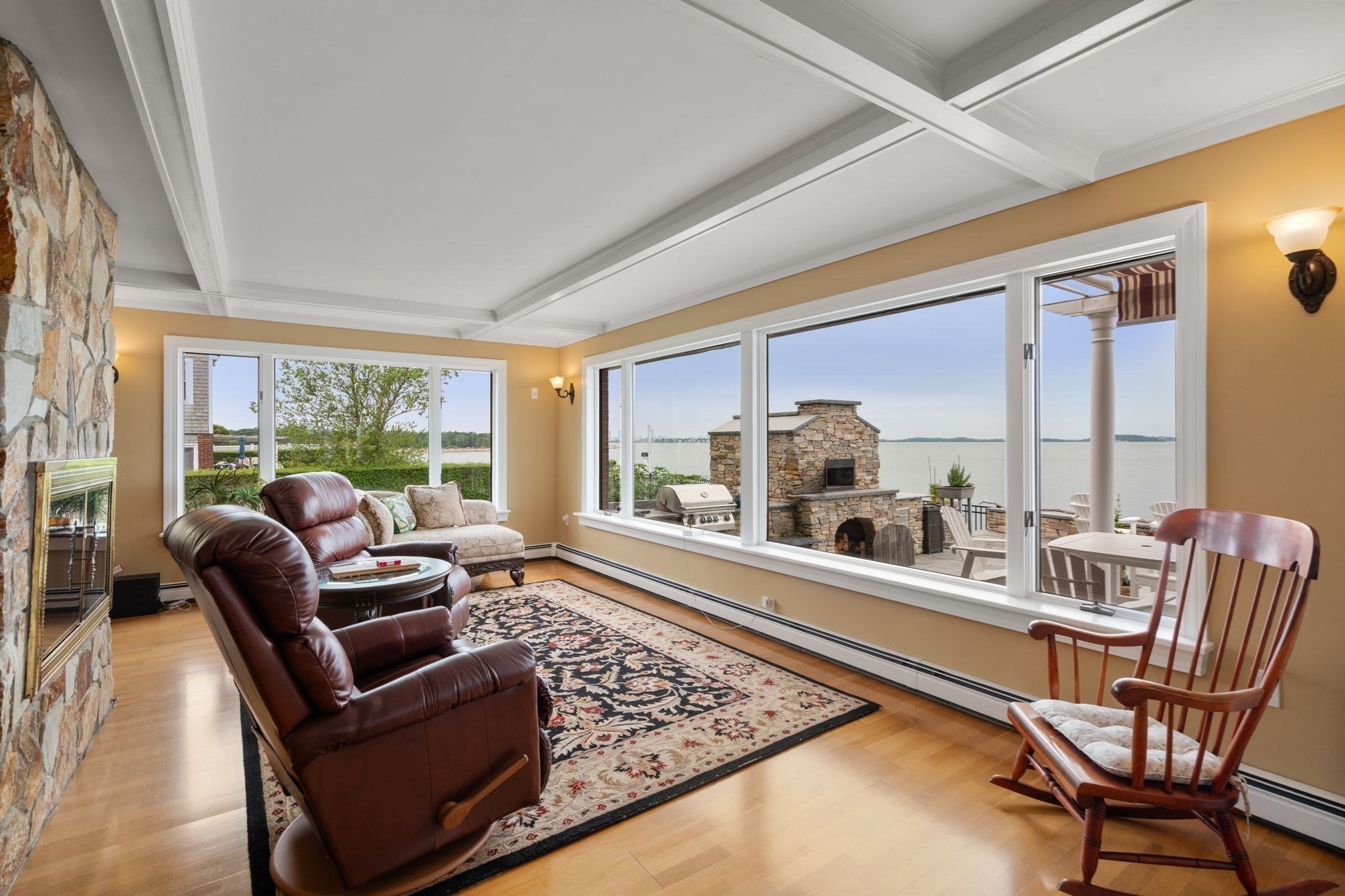 128 Shore Ave