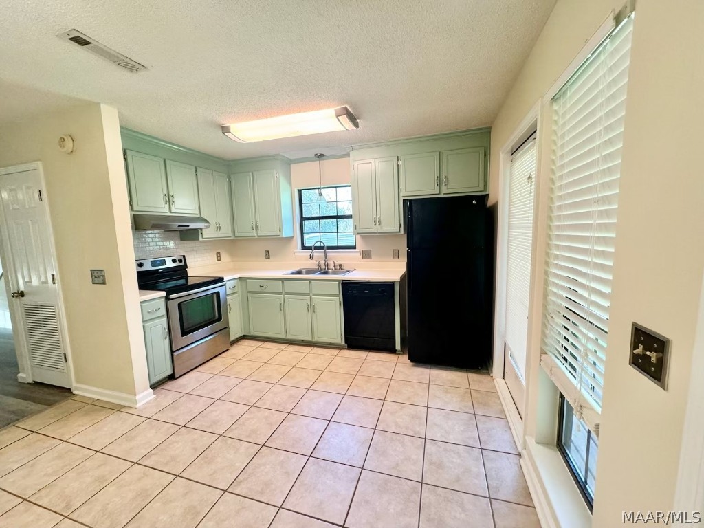 202 Lakeview Drive