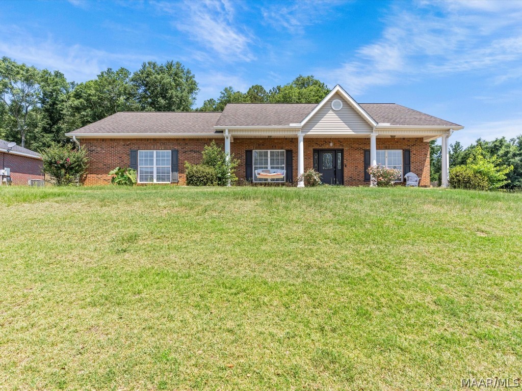 183 COUNTY ROAD 166 Road