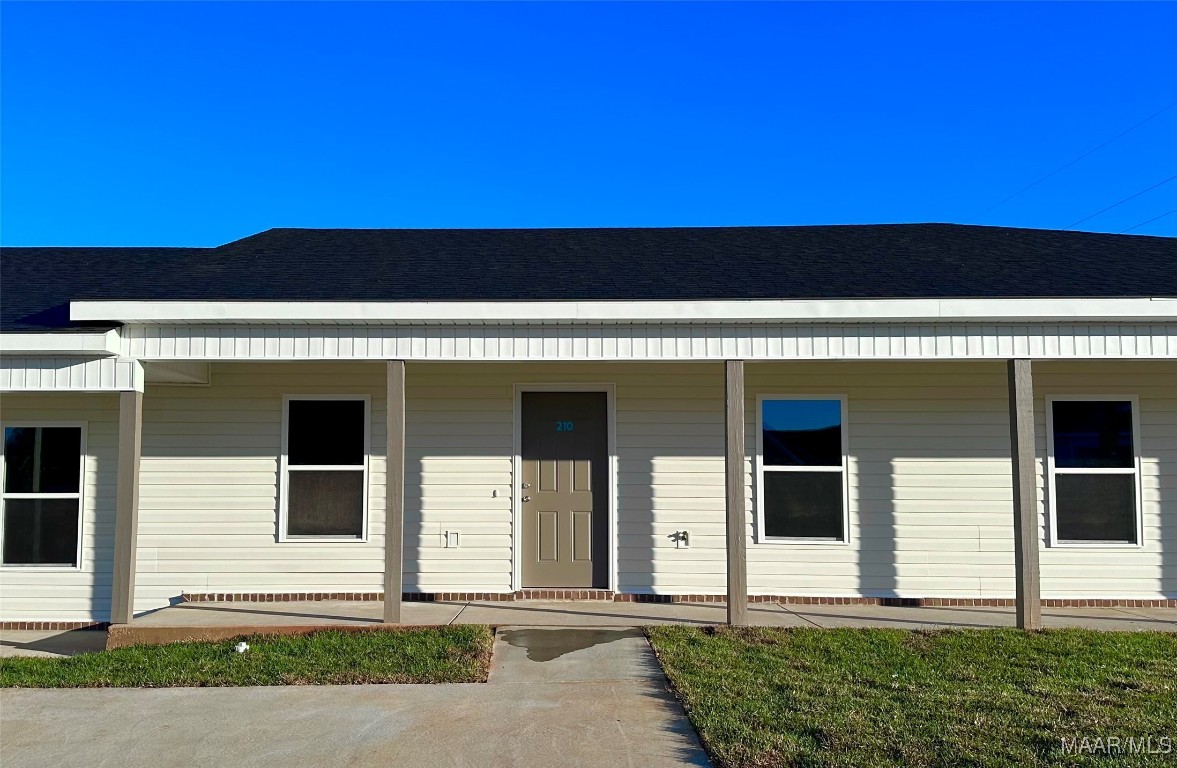 210 CHARLESTON Drive