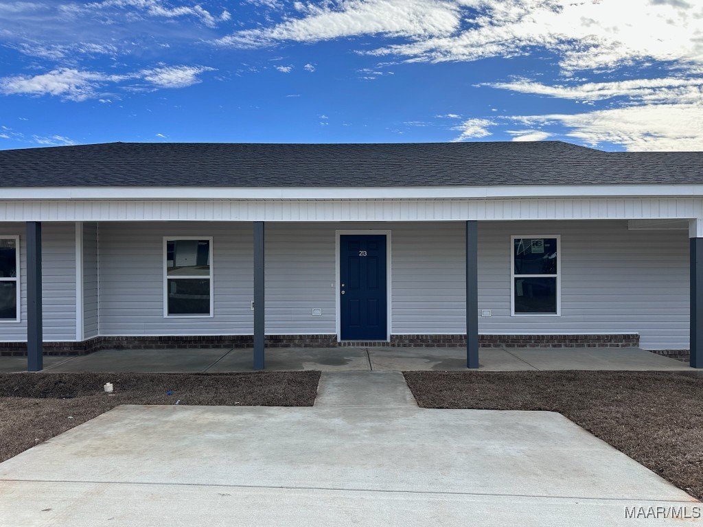 213 CHARLESTON Drive