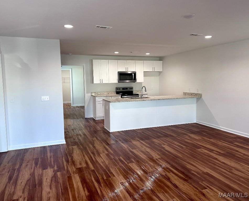 213 CHARLESTON Drive