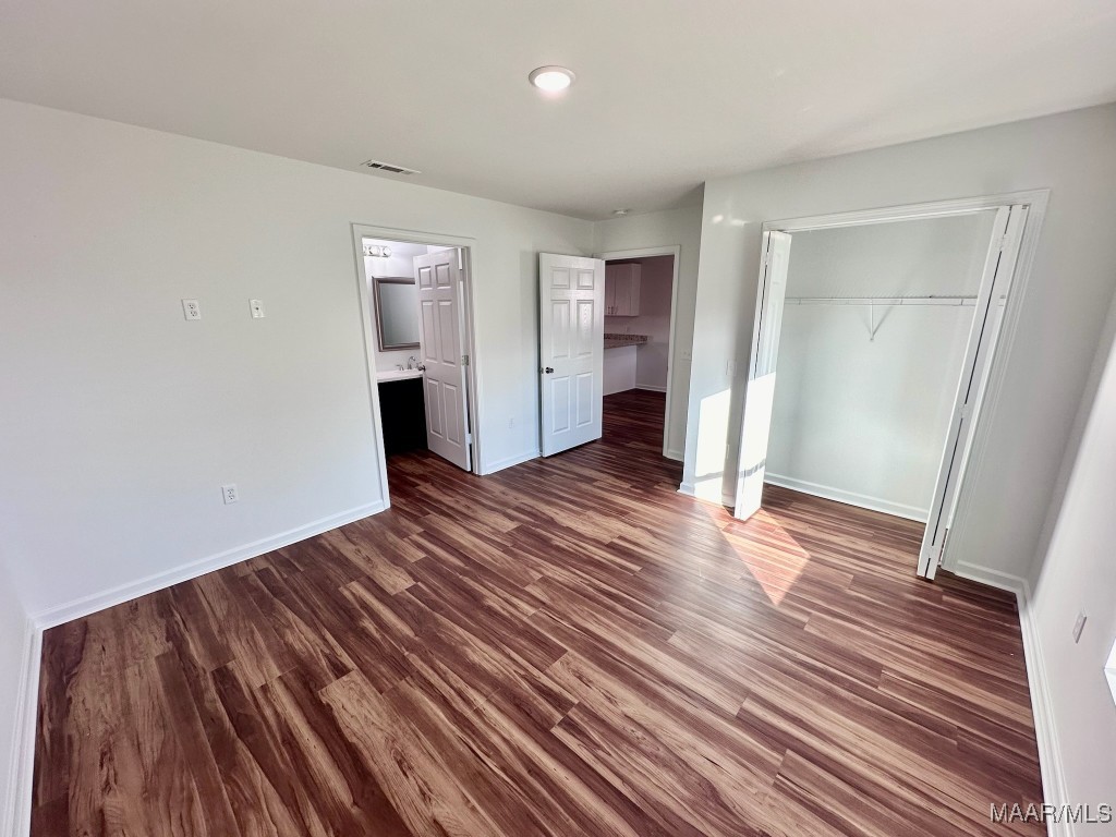 215 CHARLESTON Drive