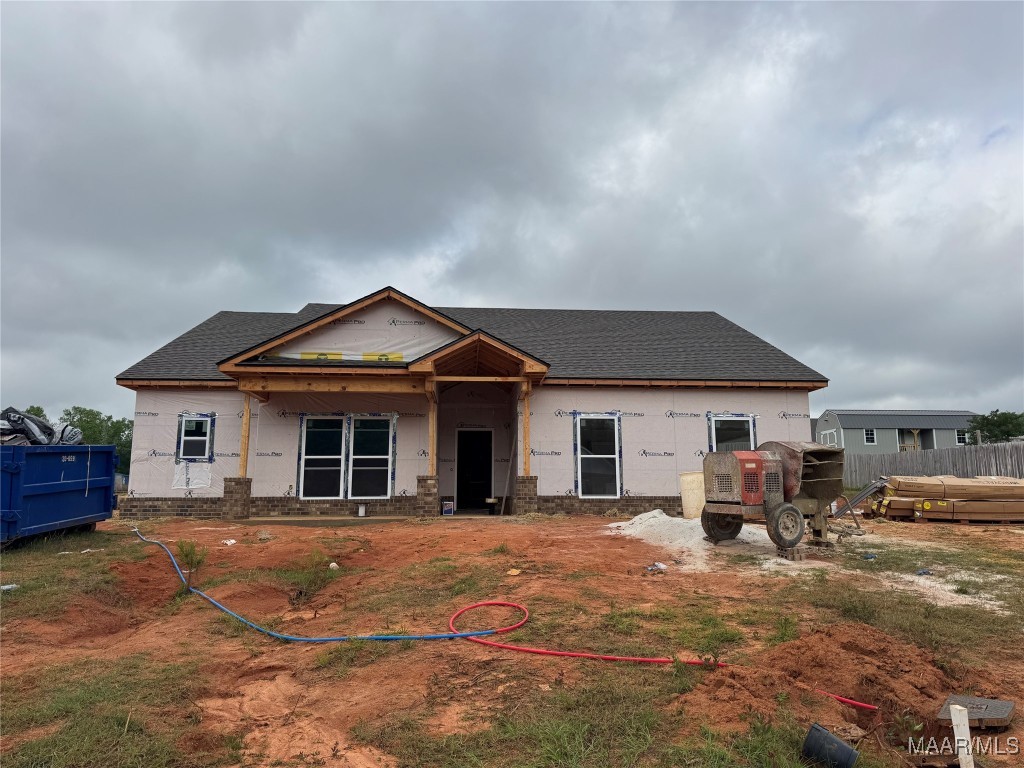 102 Neenan Drive