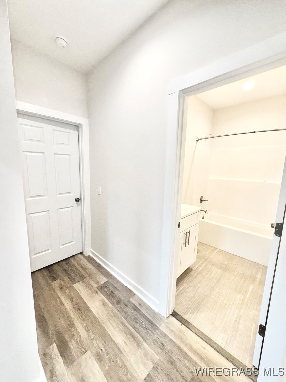 106 Neenan Drive