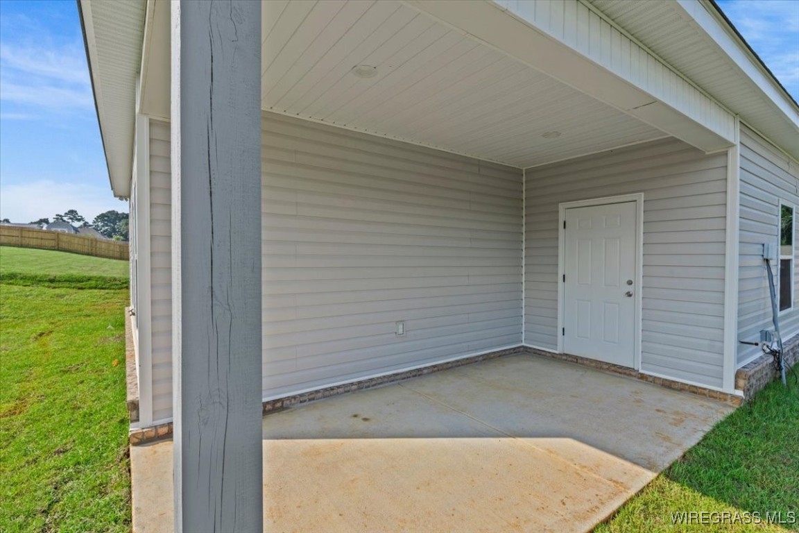 106 Neenan Drive