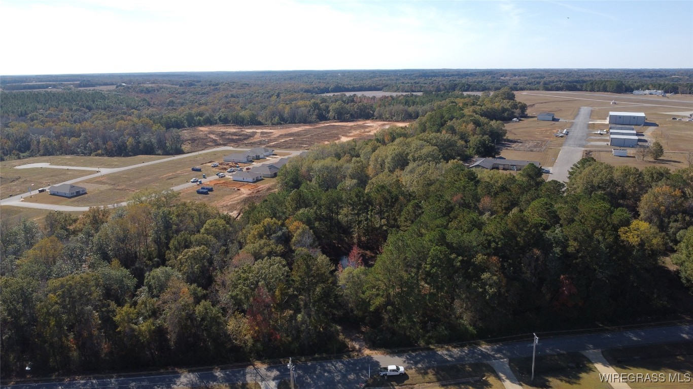 2318 County Road 622 .