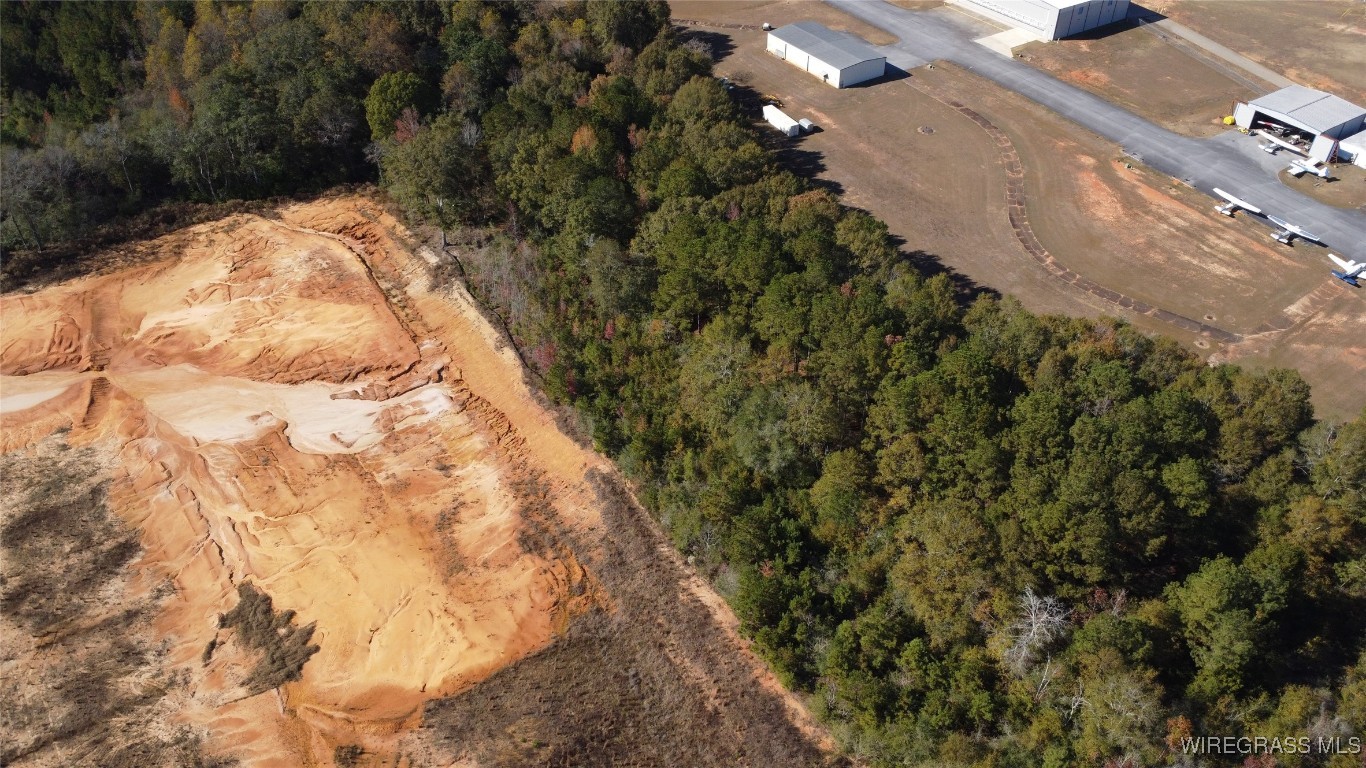 2318 County Road 622 .