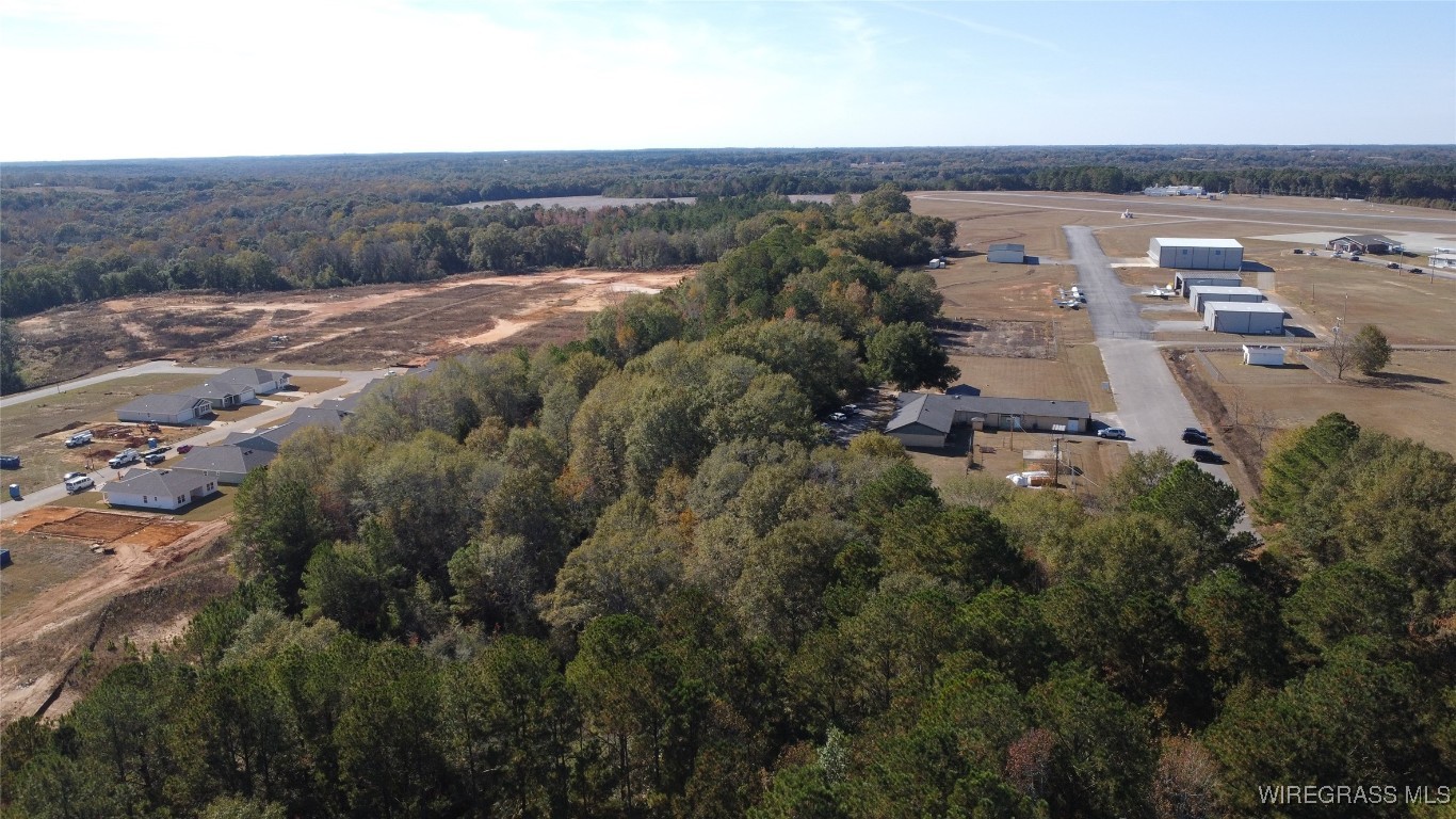 2318 County Road 622 .