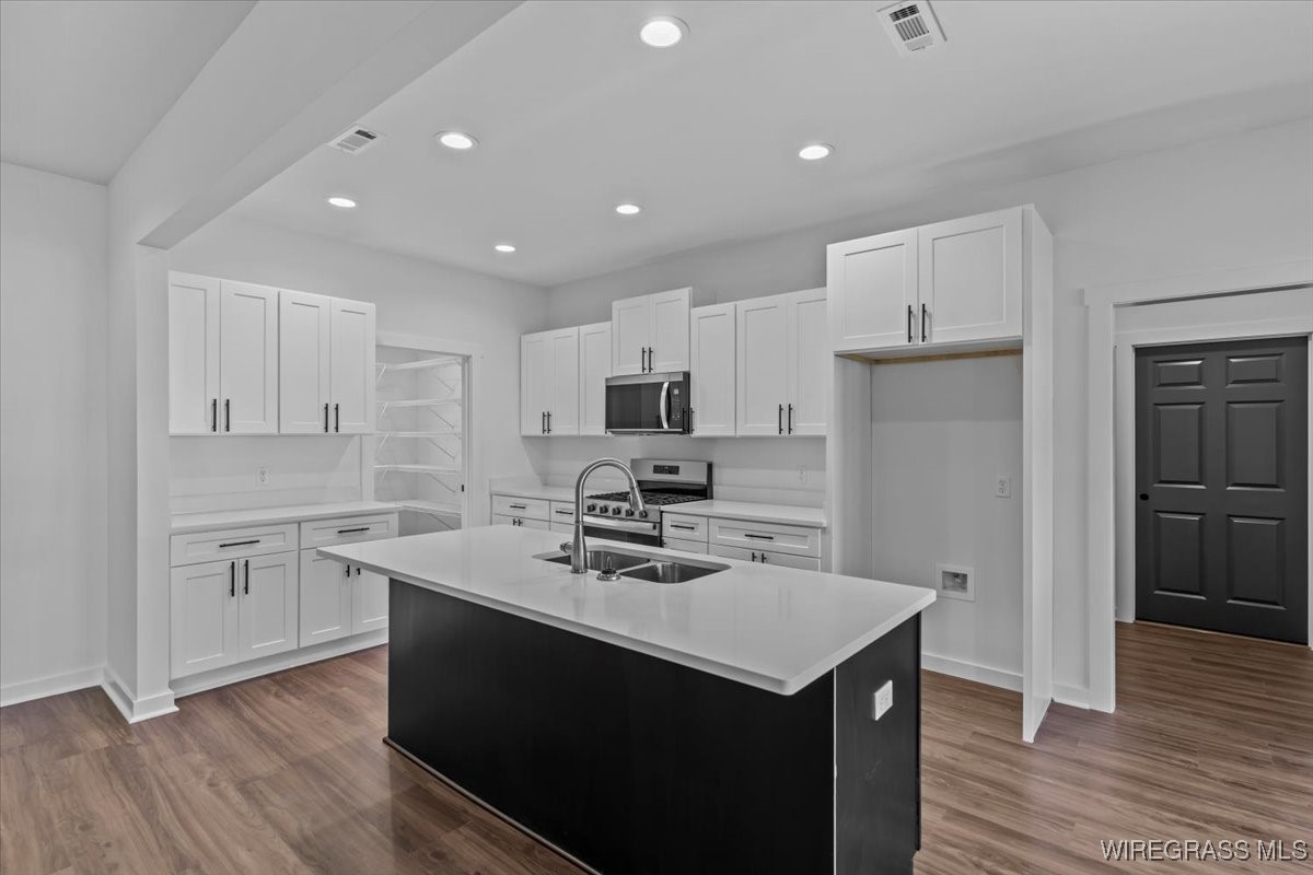 205 CONNEWAY Court