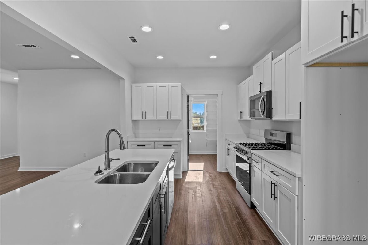 205 CONNEWAY Court