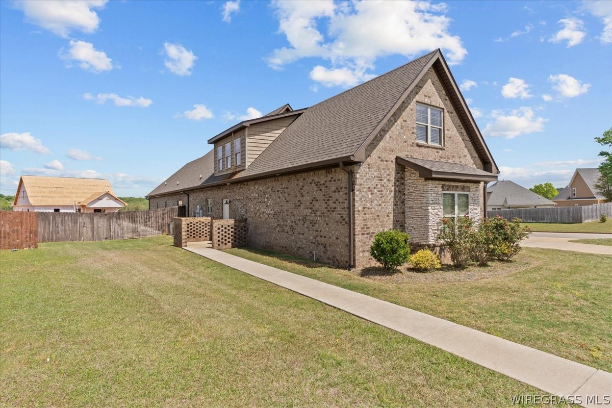 200 Central Park Circle