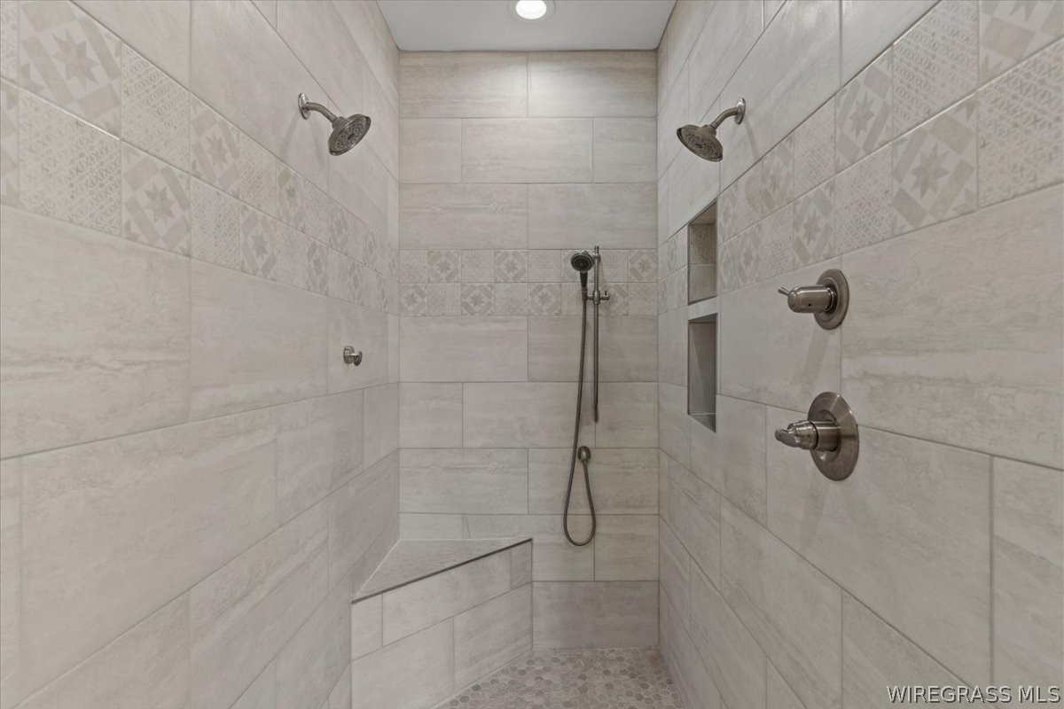 200 Central Park Circle