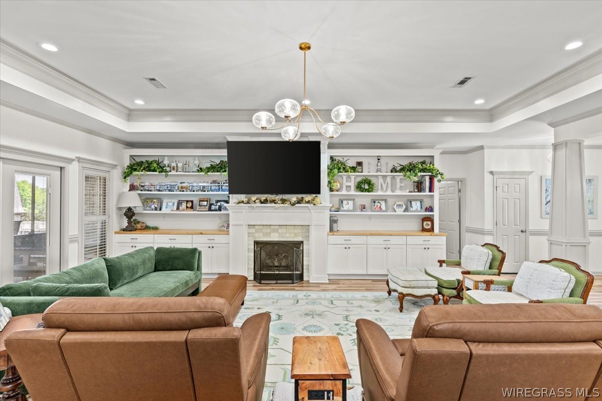 200 Central Park Circle