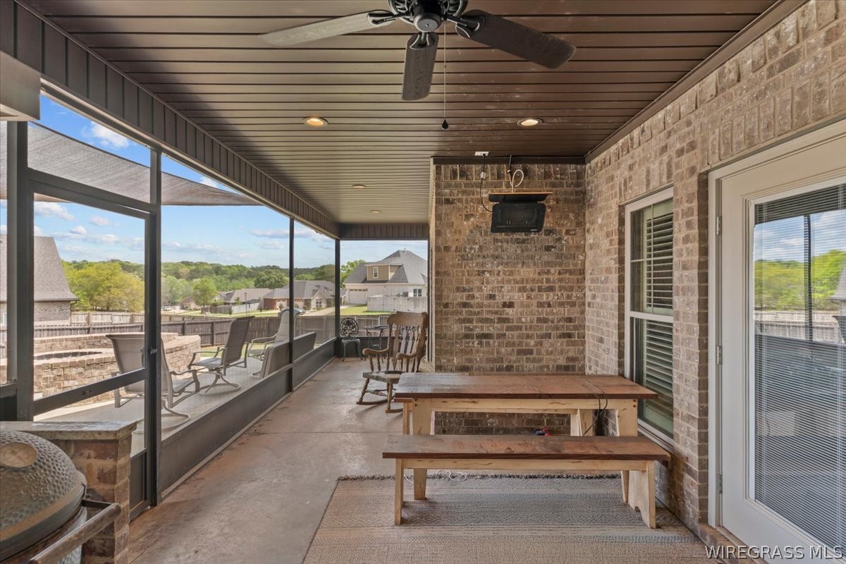 200 Central Park Circle