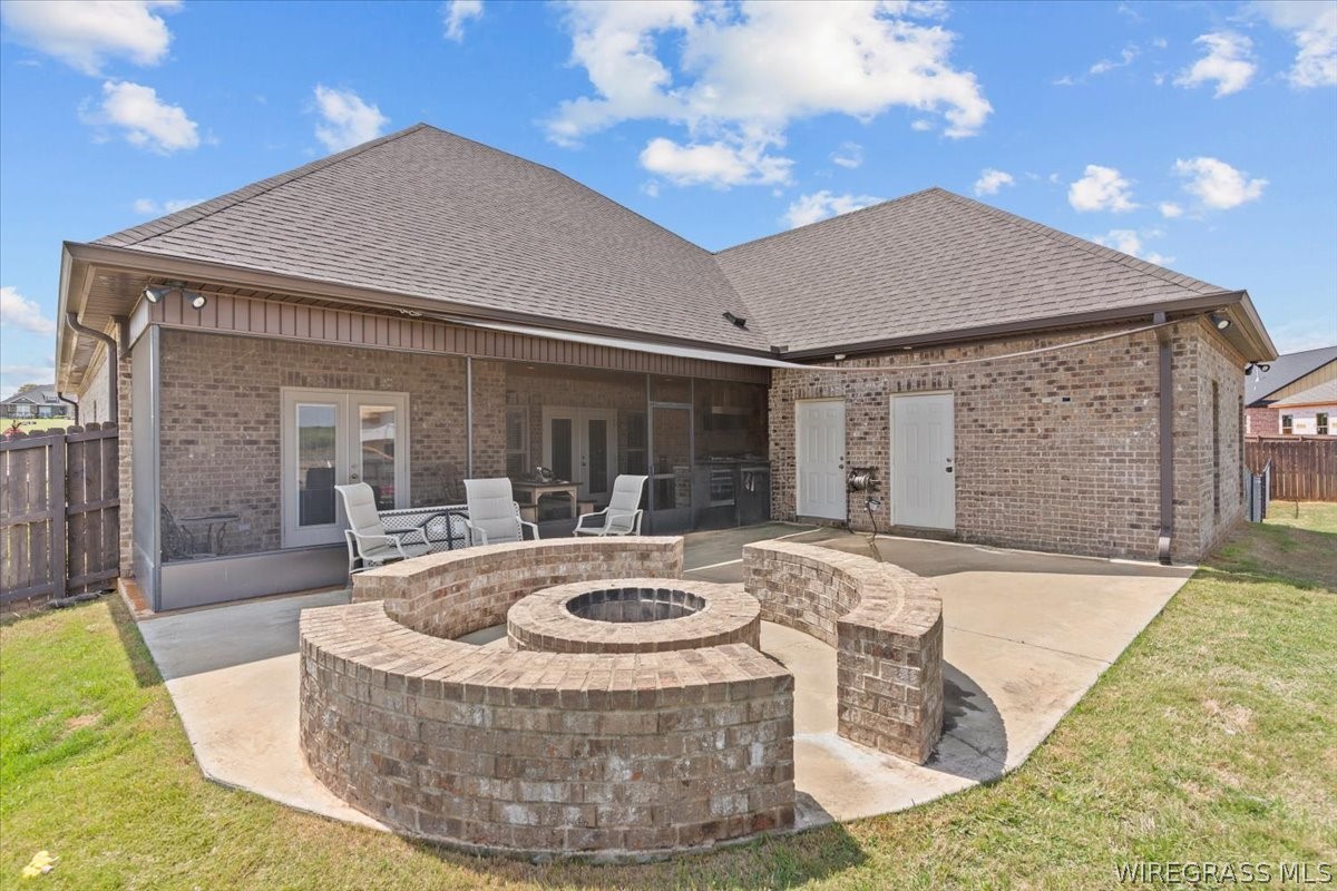 200 Central Park Circle