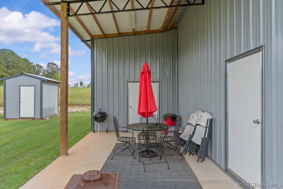 1207 County Road 1 .