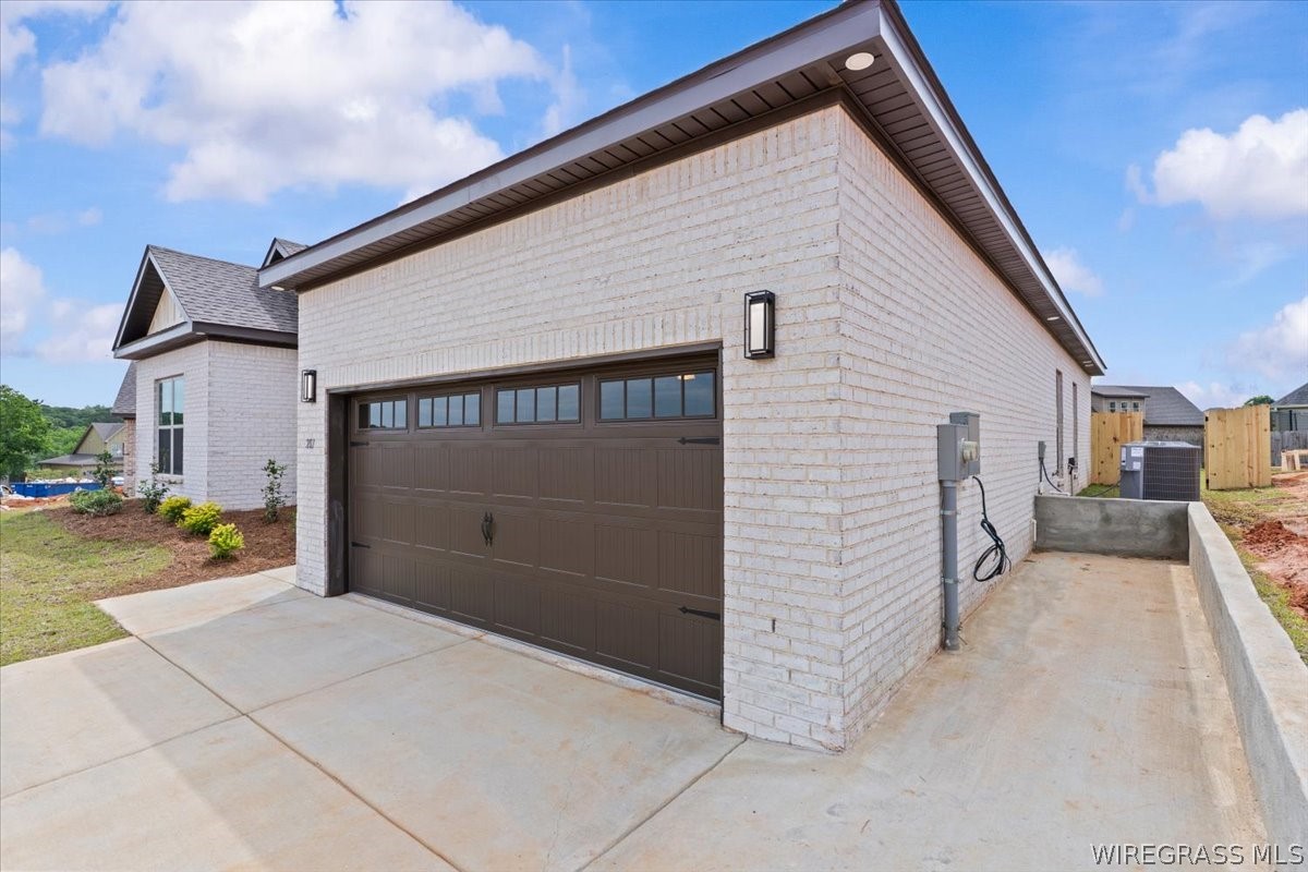 207 Oxford Drive