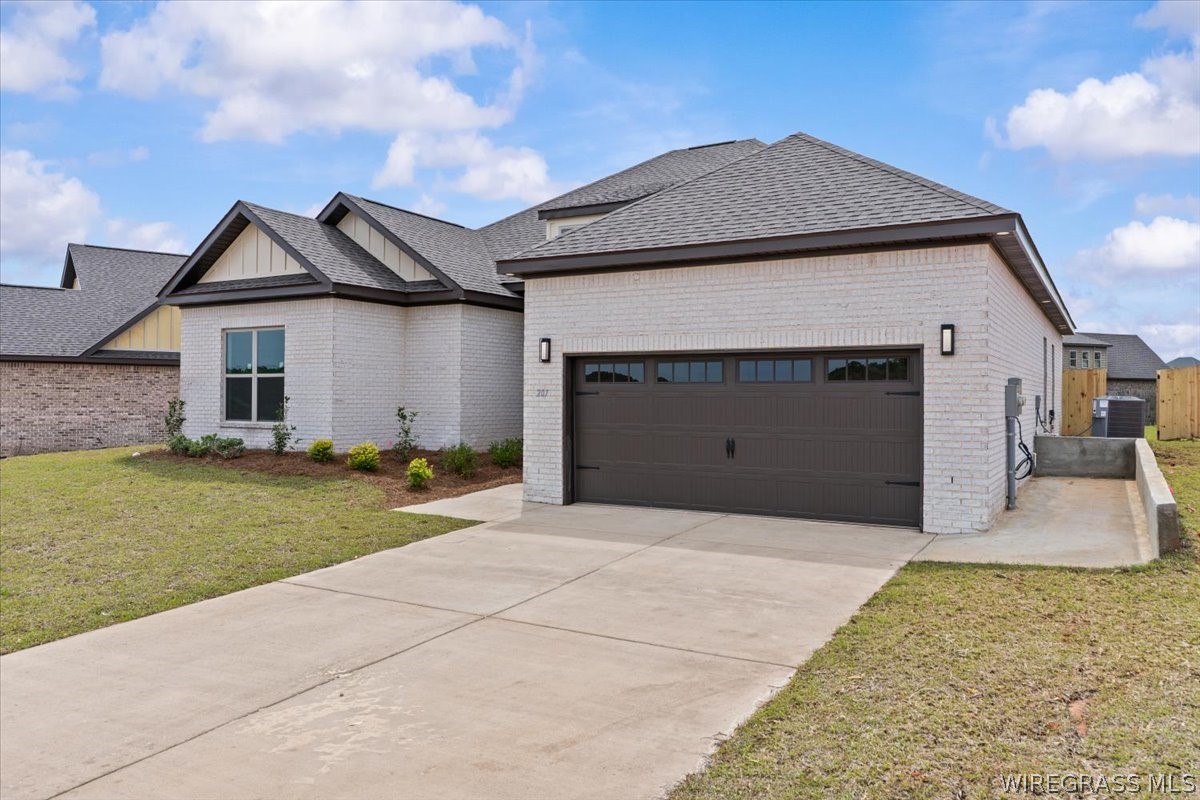 207 Oxford Drive