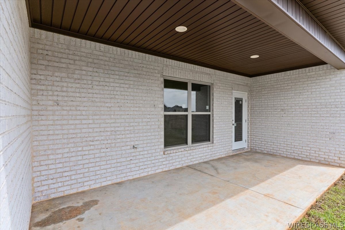 207 Oxford Drive