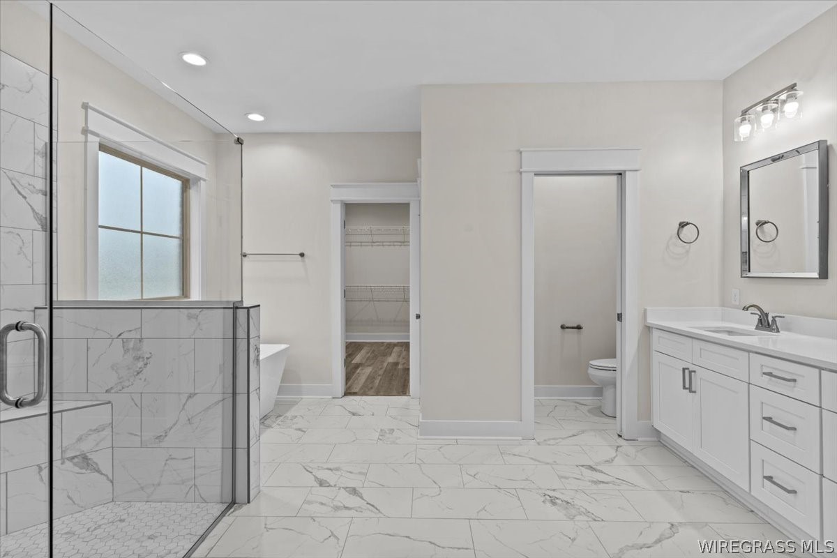 317 MULLHOLLAND Drive