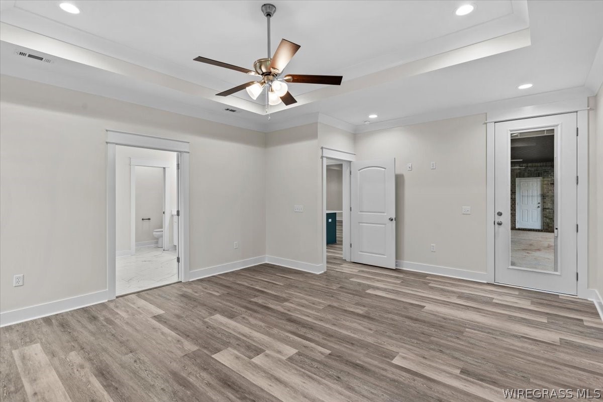 317 MULLHOLLAND Drive