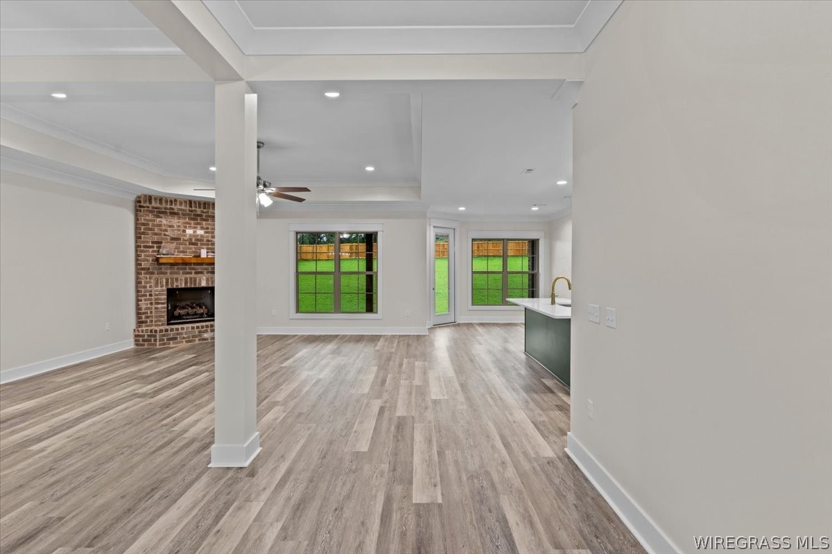 317 MULLHOLLAND Drive