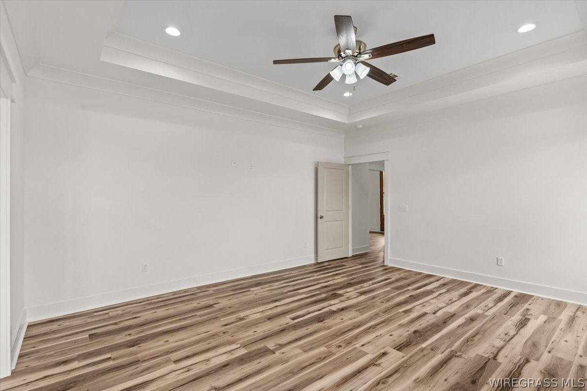 315 MULLHOLLAND Drive