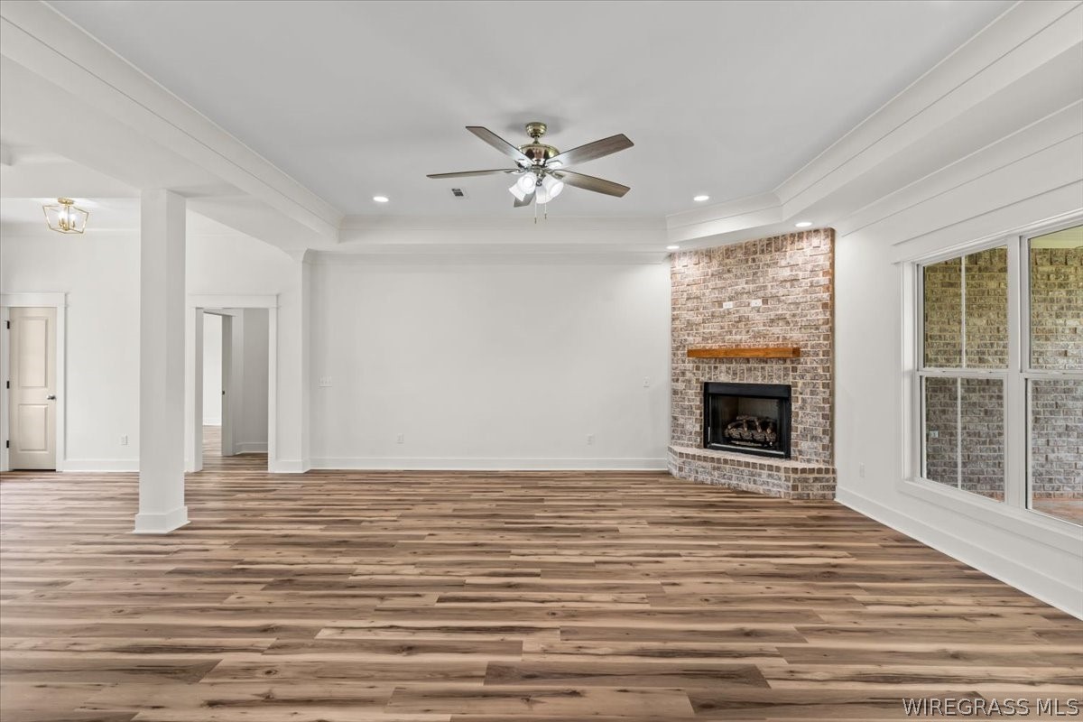 315 MULLHOLLAND Drive
