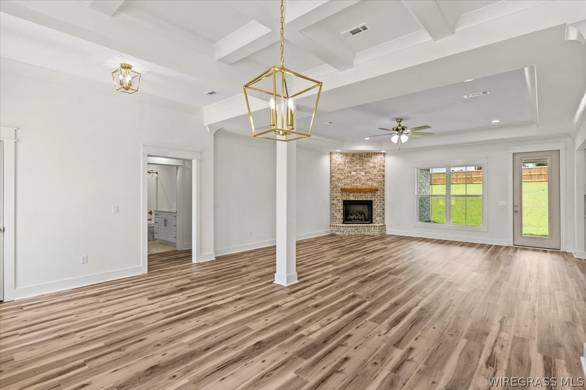 315 MULLHOLLAND Drive