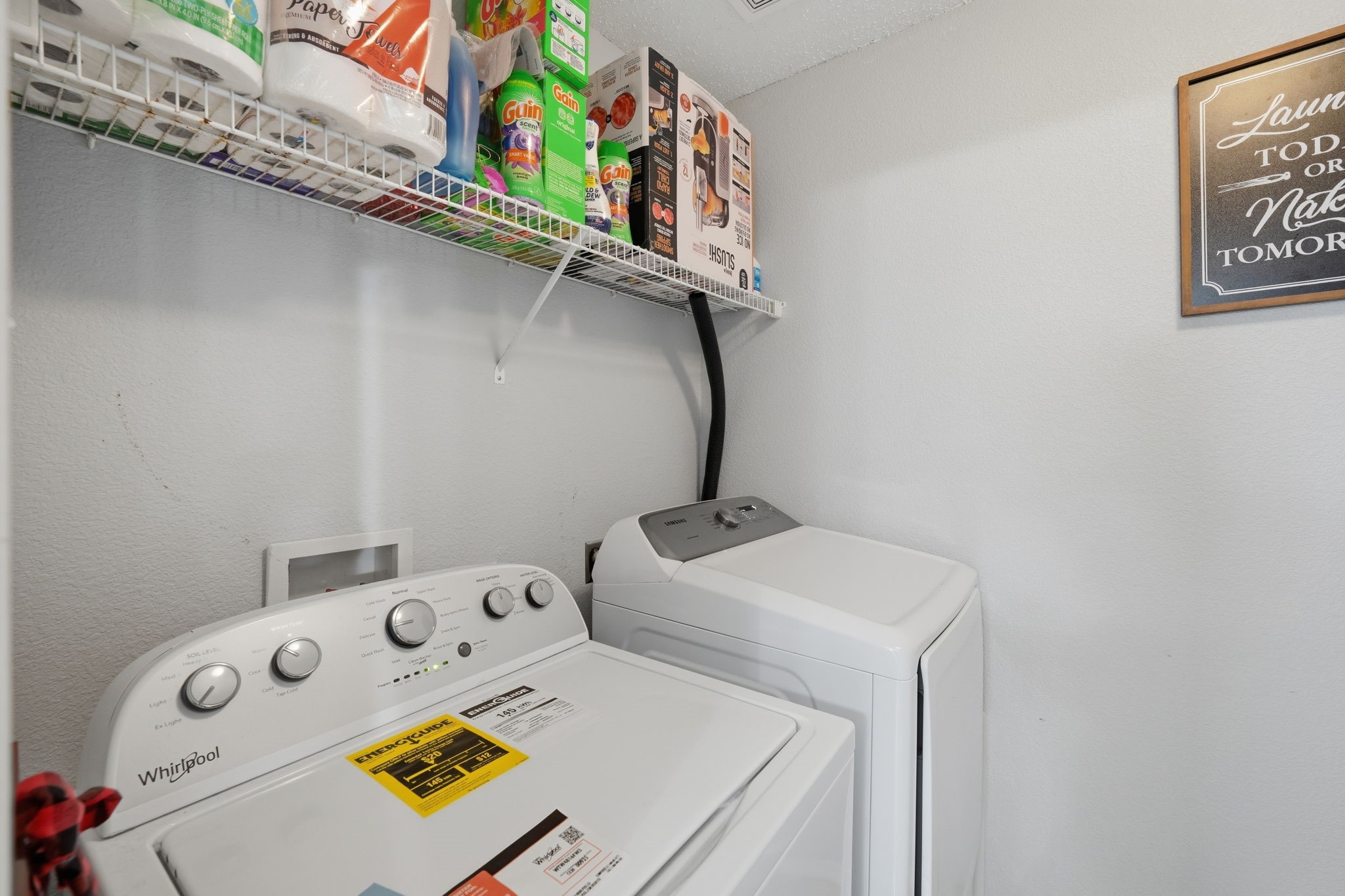 2458 Manchester Lane