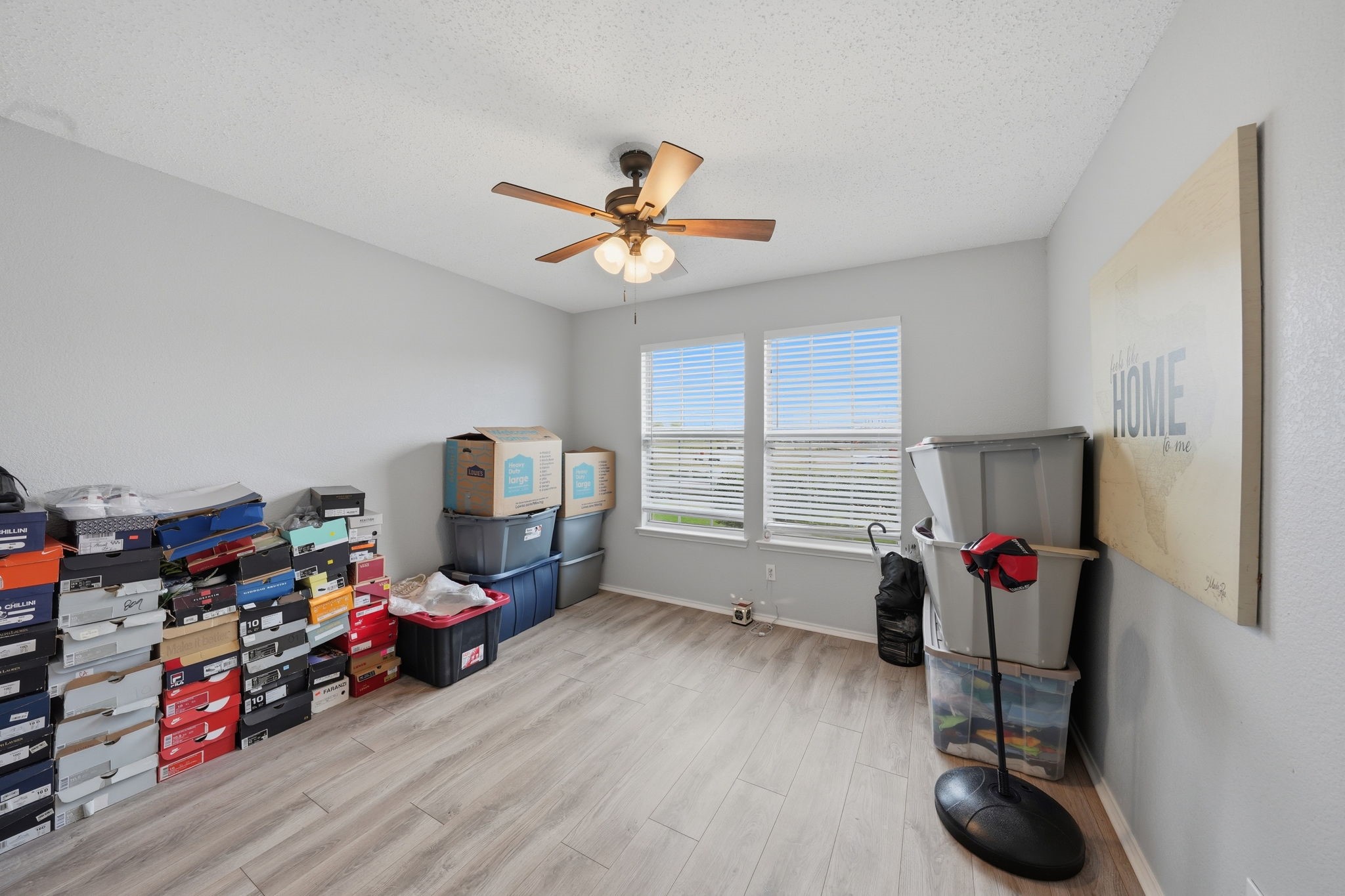 2458 Manchester Lane