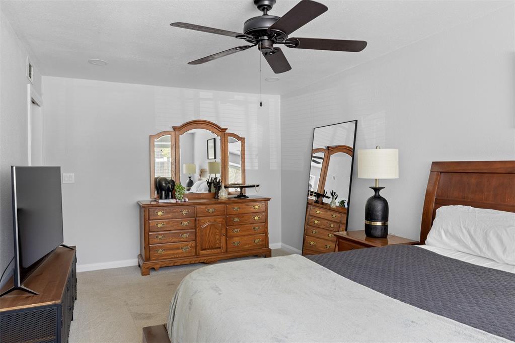 600 NW 4th Street Unit: 119N