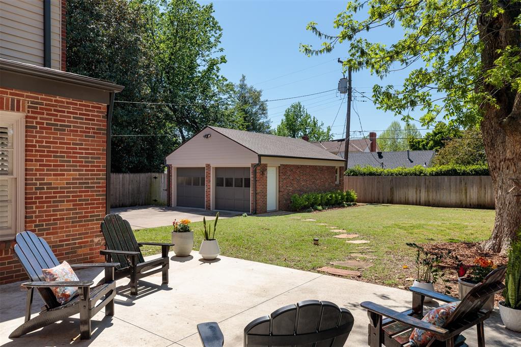 812 NW 38th Street