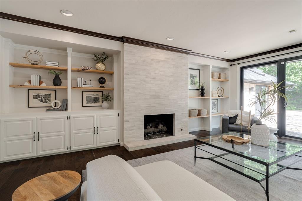 3625 Meadow Lark Lane