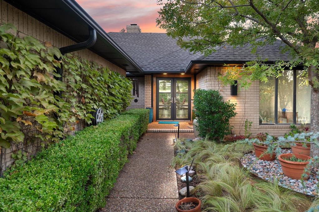 3625 Meadow Lark Lane