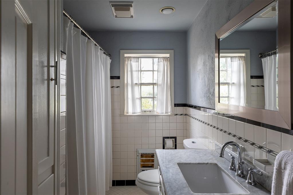 908 NW 39th Street
