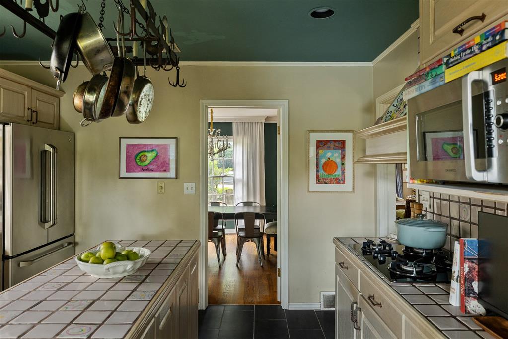 908 NW 39th Street